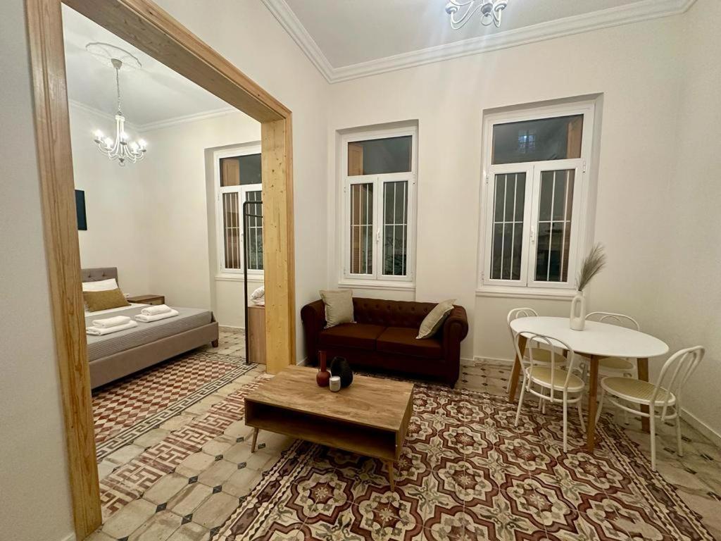 The Blue House Athens Aparthotel Ngoại thất bức ảnh